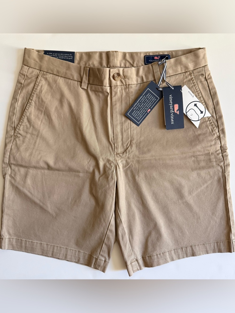 NWT Men’s Vineyard Vines 9" Breaker Shorts Khaki Size 33